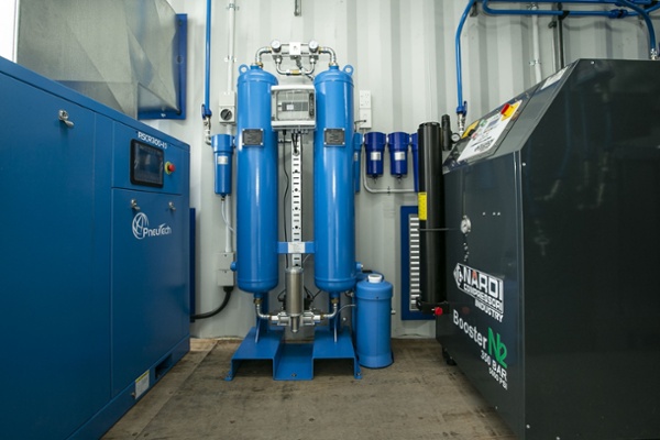 Nitrogen generation system for a gas supplier